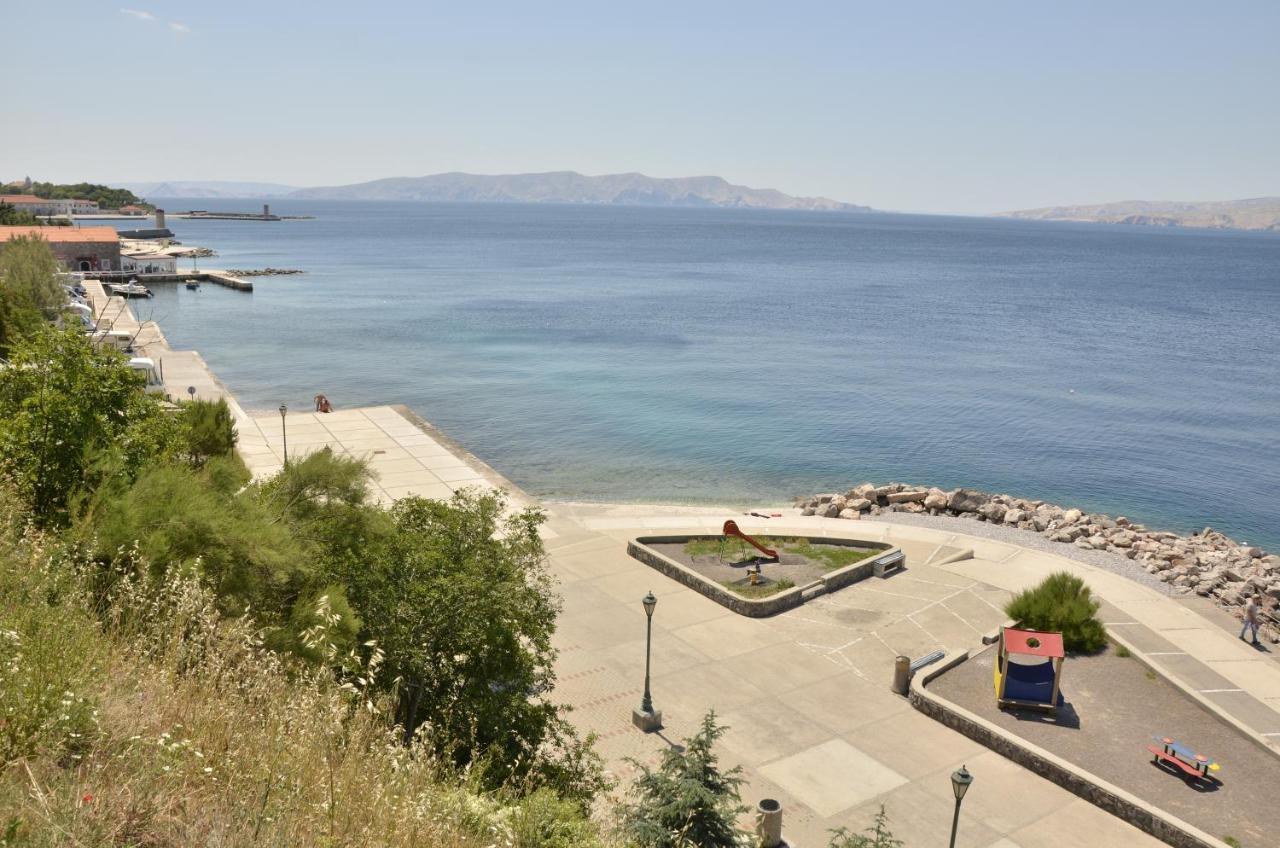 Apartmani Silvana&Vera Senj  Luaran gambar