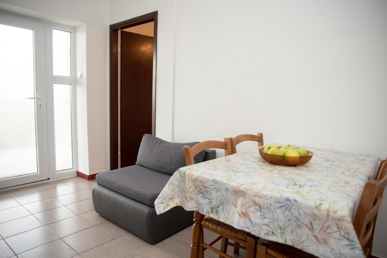 Apartmani Silvana&Vera Senj  Luaran gambar