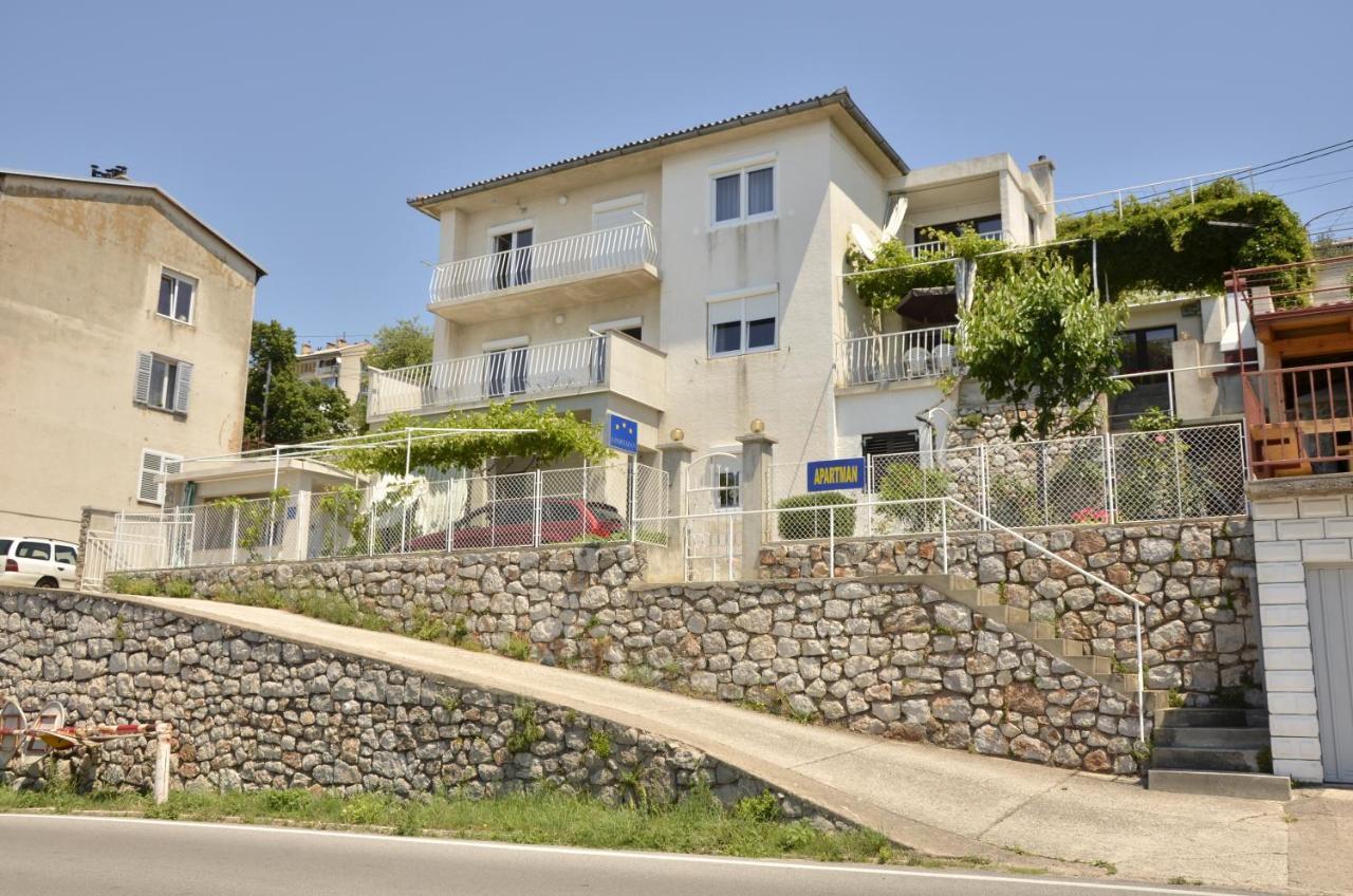Apartmani Silvana&Vera Senj  Luaran gambar